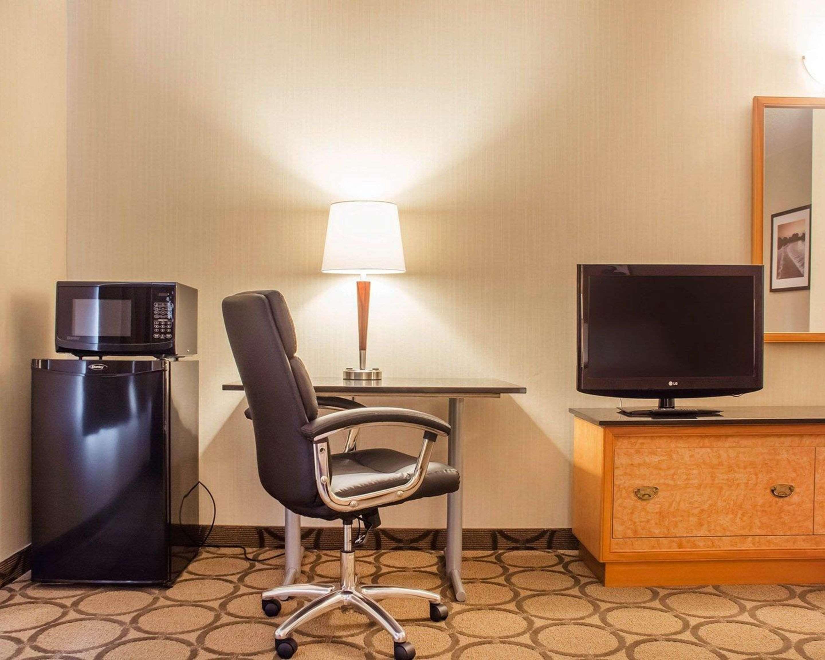 Comfort Inn 2*